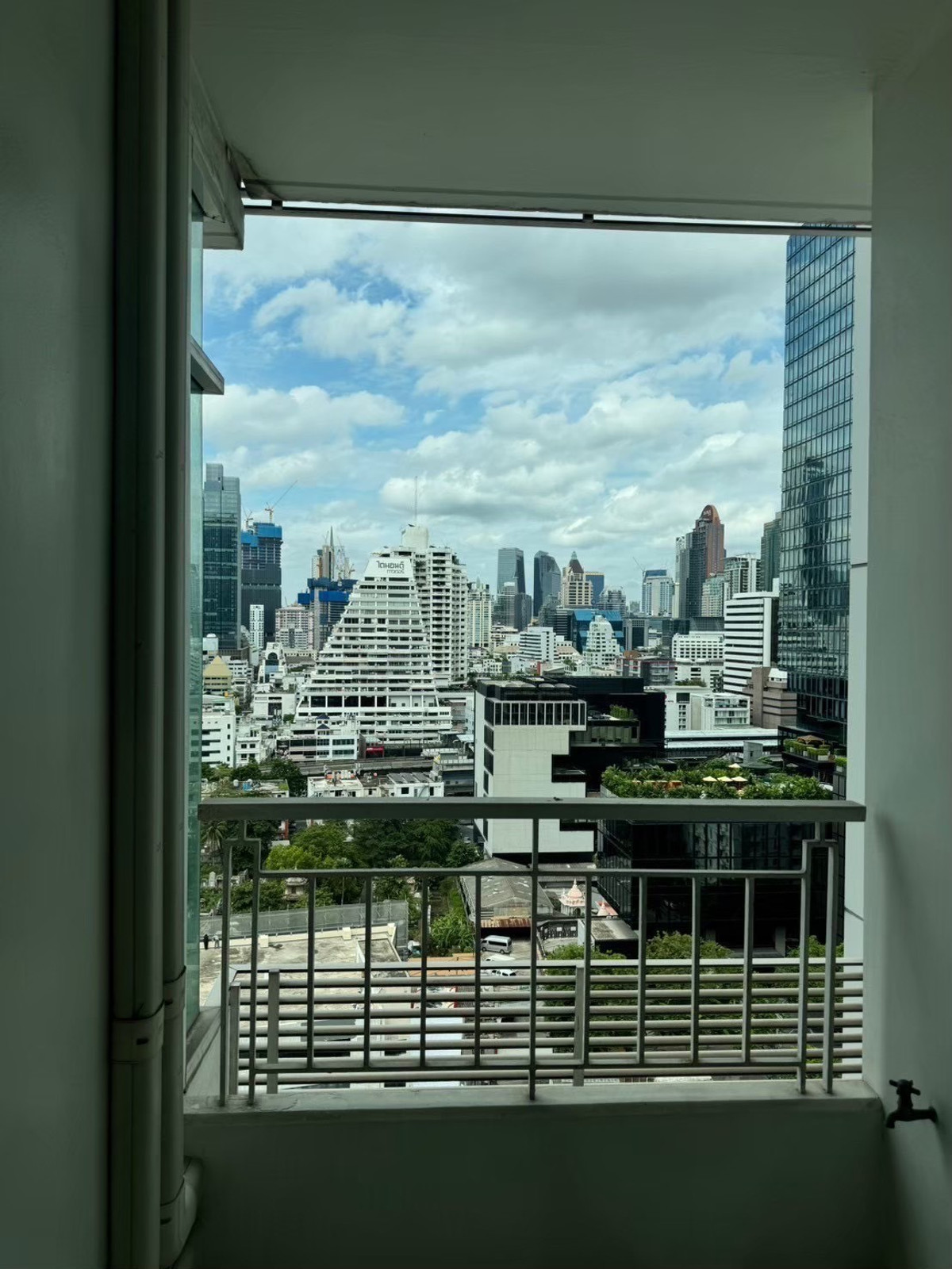 For RentCondoSathorn, Narathiwat : (For rent) 🟢Condo IVY Sathorn 10 I 1-BR, fully furnished + electrical appliances ㅡ near 🚆BTS Chong Nonsi/Saint Louis  