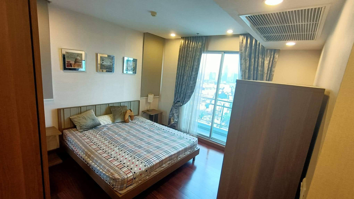 ขายคอนโดสาทร นราธิวาส : 2 ห้องนอน ที่ Supalai Lite Sathorn–Charoenrat, Contact 062-496-6454