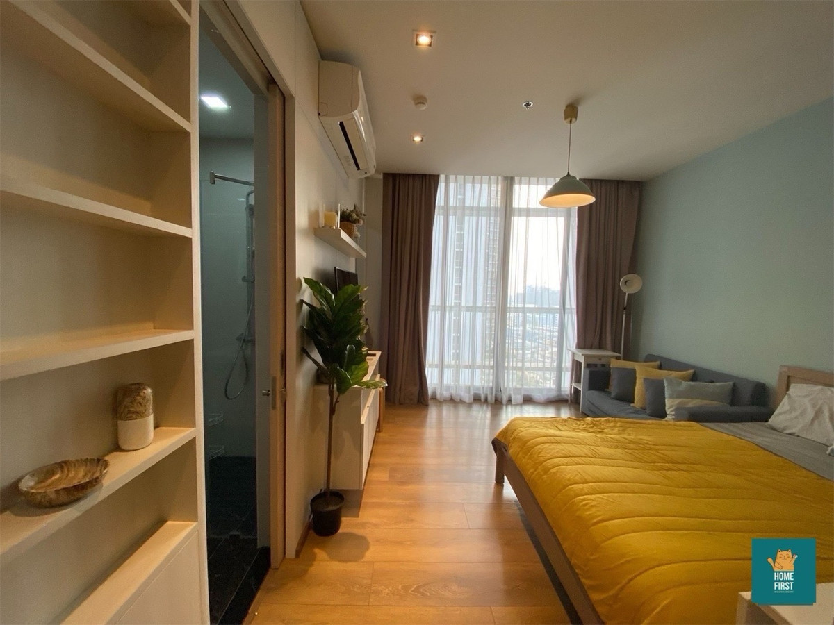 For RentCondoSukhumvit, Asoke, Thonglor : Park 24, fully furnished studio, 28 sq m, 18,000 baht.