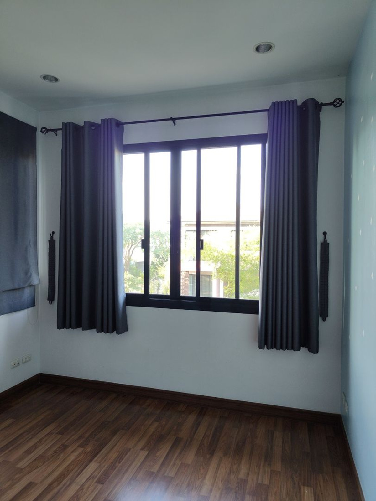 ขายบ้านมีนบุรี-ร่มเกล้า : 67.6ตรว 4นอน3น้ำ บ้านเดี่ยว 2 ชั้น  อควา ดิวินา รามคำแหง 94