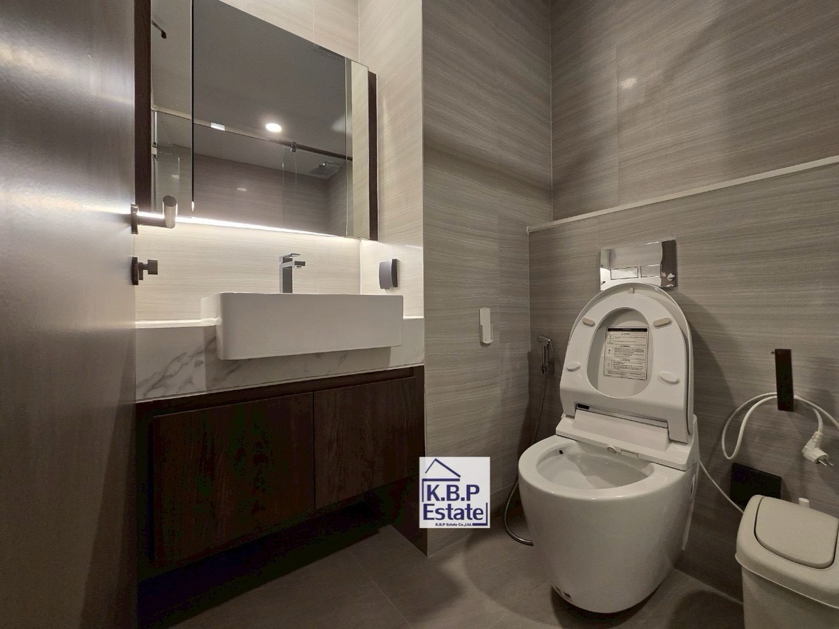 คอนโดสุขุมวิท อโศก ทองหล่อ : (FOR SALE&RENT)Park Origin Thonglor Fully Furniture Ready to Move