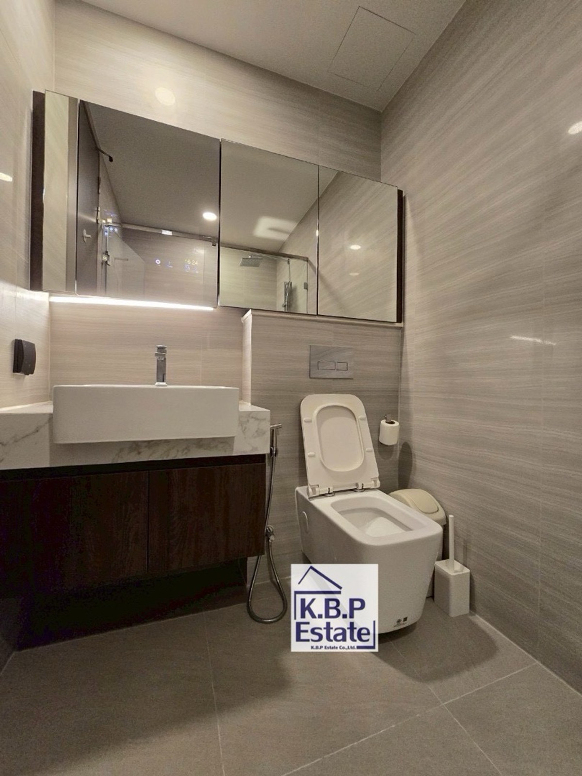 คอนโดสุขุมวิท อโศก ทองหล่อ : (FOR SALE&RENT)Park Origin Thonglor Fully Furniture Ready to Move