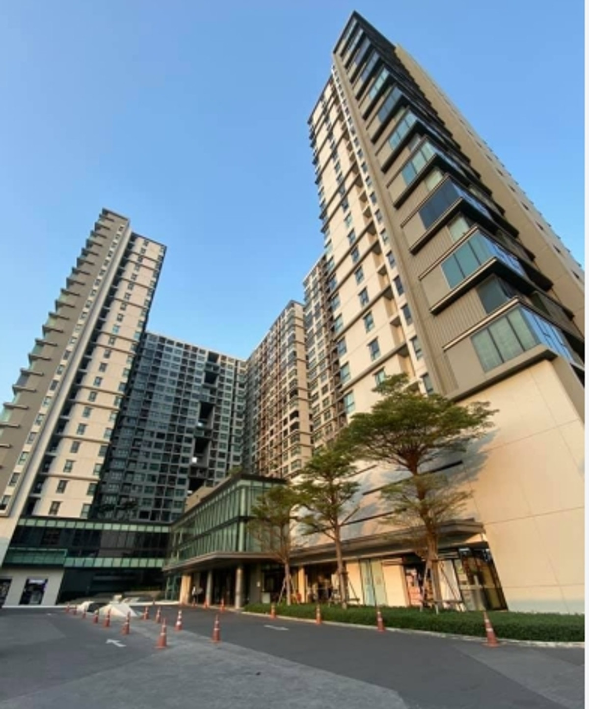 For SaleCondoRatchadapisek, Huaikwang, Suttisan : (18143) THE BASE Chaengwattana