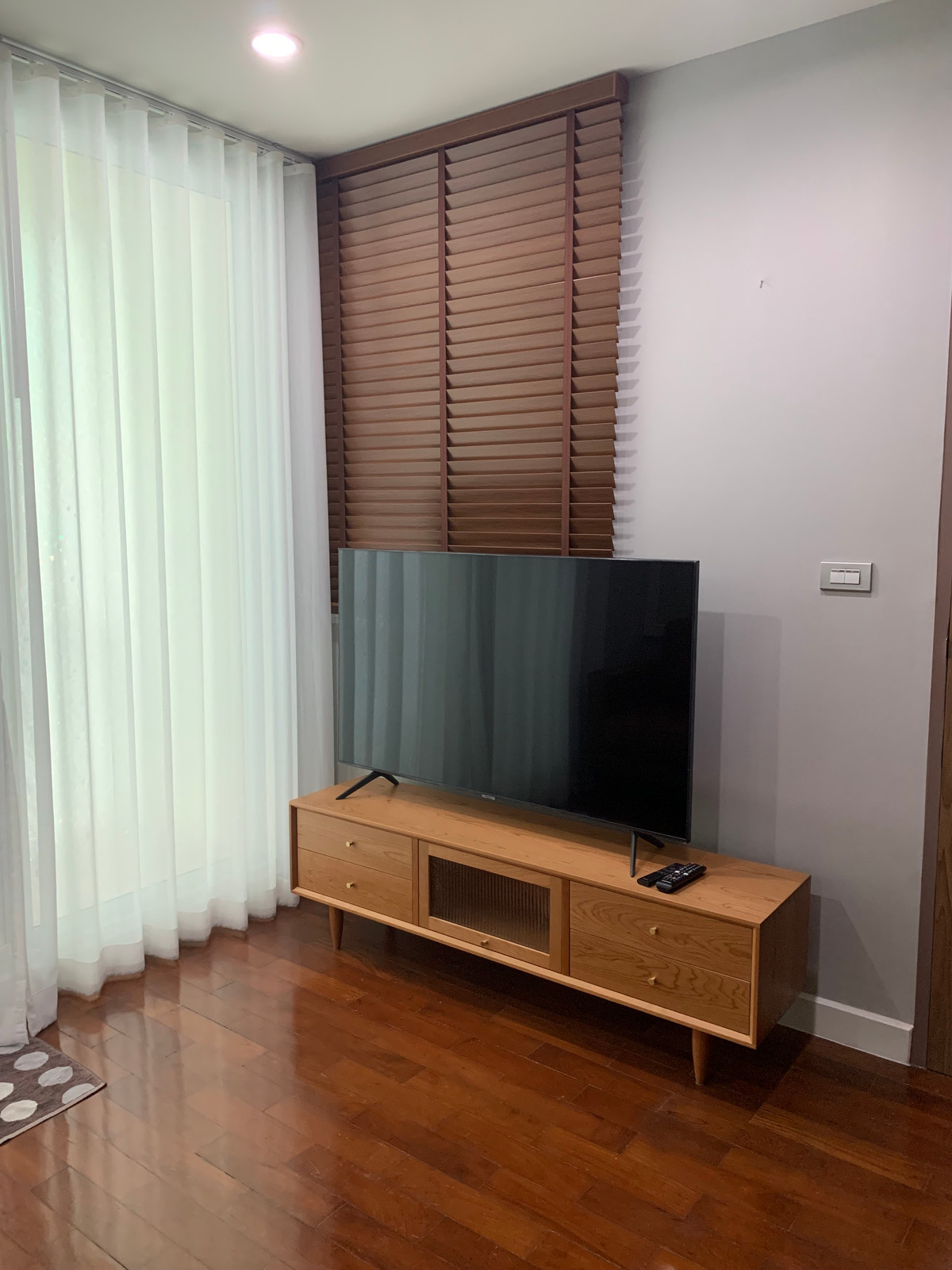 For RentCondoSilom, Saladaeng, Bangrak : Baan Siri Silom【𝐑𝐄𝐍𝐓】🔥Minimalist and clean design, minimal furniture, but fully functional🔥 Contact Line ID: @hacondo