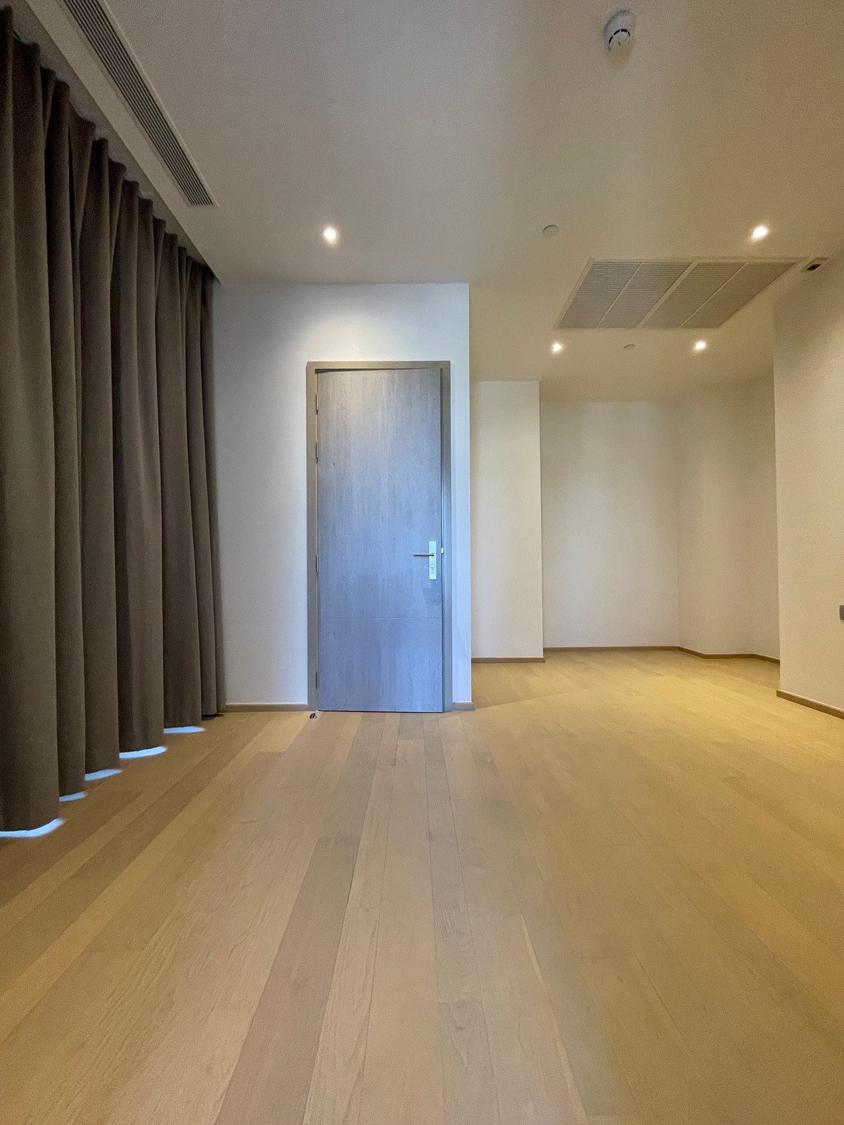 For SaleCondoRama9, Petchburi, RCA : Condo for sale: Ashton Asoke-Rama 9, ALPHA building, 2 bedrooms, 2 bathrooms, usable area 66.96 sq m., ready to receive full promotions. ที่สุดของความ Luxury ใจกลาง New CBD เพียง 230 ม. จาก MRT พระราม 9