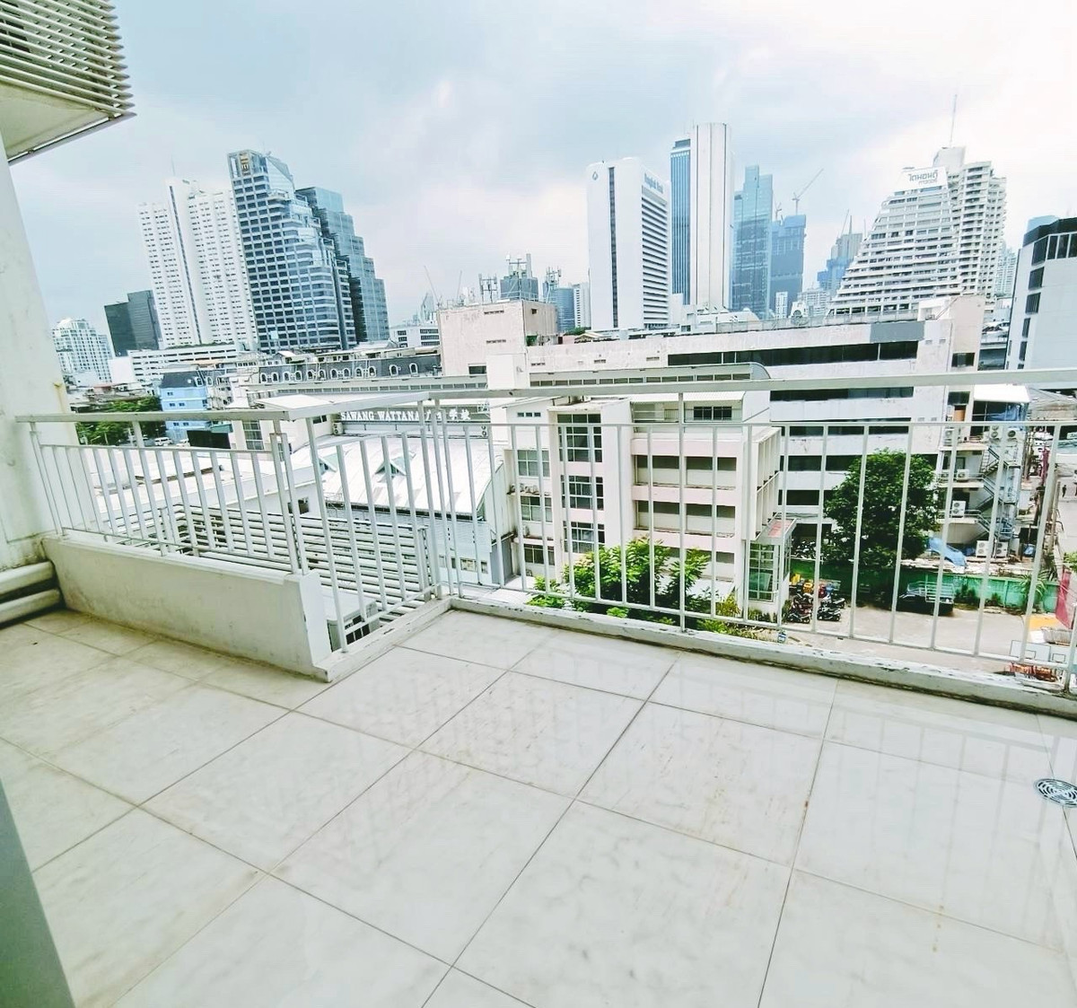 ให้เช่าคอนโดสาทร นราธิวาส : (ปล่อยเช่า) คอนโด IVY Sathorn 10 I 1-BR เฟอร์+เครื่องใช้ไฟฟ้าครบ ㅡ ใกล้ 🚆BTS ช่องนนทรี/เซนหลุยส์