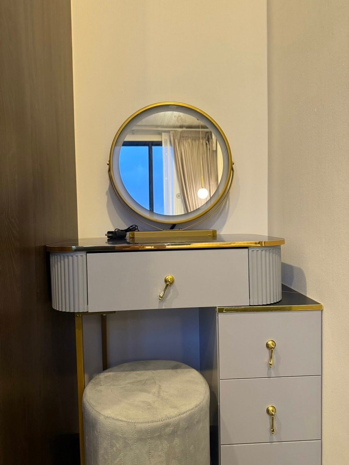 For RentCondoSukhumvit, Asoke, Thonglor : Park Origin Thonglor Condo, convenient travel, near BTS, there is a shuttle, beautiful room, fully furnished, ready to move in!!