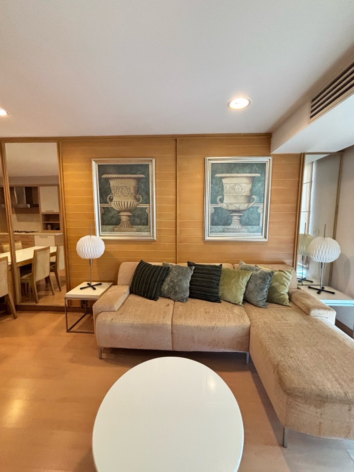 ให้เช่าคอนโดสาทร นราธิวาส : ✨ For Rent 2ห้องนอน ถูกมากก!!! แถวสาทร 