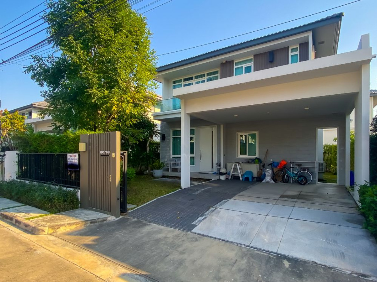 ขายบ้านลาดกระบัง สุวรรณภูมิ : ขายบ้านเดี่ยว มัณฑนา มอเตอร์เวย์–กรุงเทพกรีฑาตัดใหม่ พร้อมเข้าอยู่ ทำเลดีใกล้ Airport Link ลาดกระบัง