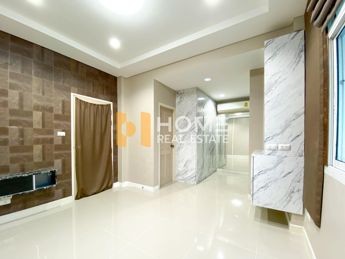 ขายทาวน์โฮมท่าพระ ตลาดพลู วุฒากาศ : วินนิ่ง เรสซิเดนส์ เทอดไท - กัลปพฤกษ์ / 5 ห้องนอน (ขาย), Winning Residence Terdthai - Kalapapruek / 5 Bedrooms (FOR SALE) BALL222