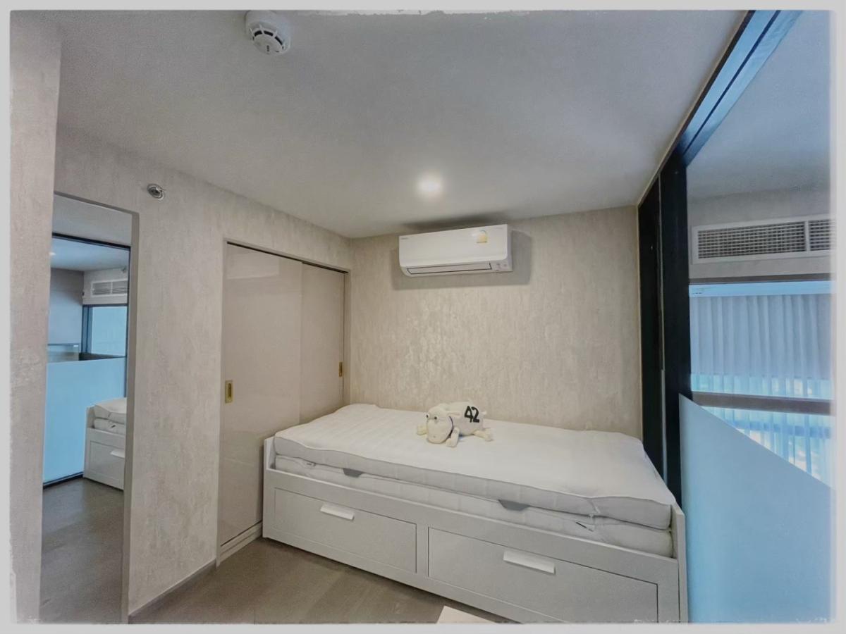 For RentCondoRatchathewi,Phayathai : 🔥Rent Now🔥 Park Origin Chula Ratchathewi, near BTS Ratchathewi station and adjacent to the MRT Orange Line Ratchathewi station. Fully furnished and ready to move in.