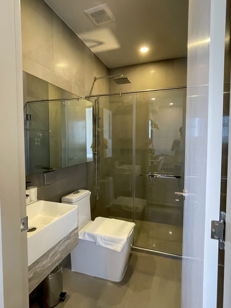 For RentCondoRatchathewi,Phayathai : 🔥Rent Now🔥 Park Origin Phaya Thai, near BTS Phaya Thai station, connecting to Airport Link and BTS Victory Monument. Fully furnished and ready to move in.