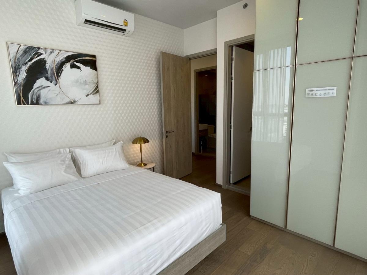 For RentCondoRatchathewi,Phayathai : 🔥Rent Now🔥 Park Origin Phaya Thai, near BTS Phaya Thai station, connecting to Airport Link and BTS Victory Monument. Fully furnished and ready to move in.