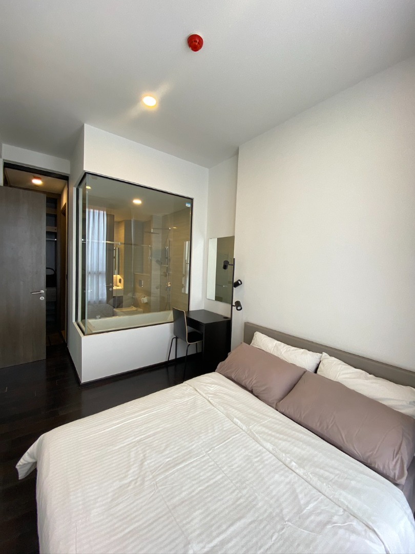 For SaleCondoSukhumvit, Asoke, Thonglor : 🔥Urgent Sale🔥 Park Origin Thonglor, near BTS Thonglor station, on Sukhumvit Road. Fully furnished and ready to move in.