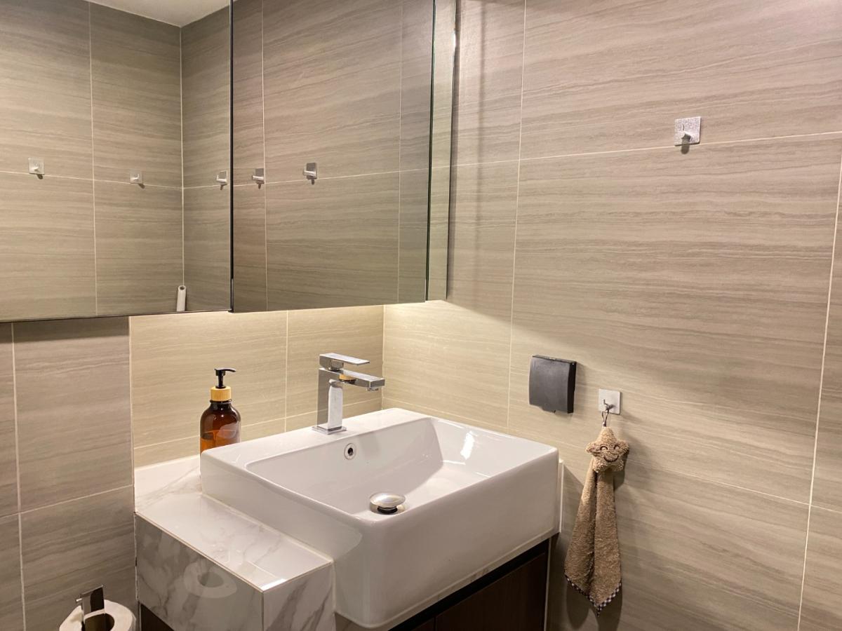 For SaleCondoSukhumvit, Asoke, Thonglor : 🔥Urgent Sale🔥 Park Origin Thonglor, near BTS Thonglor station, on Sukhumvit Road. Fully furnished and ready to move in.