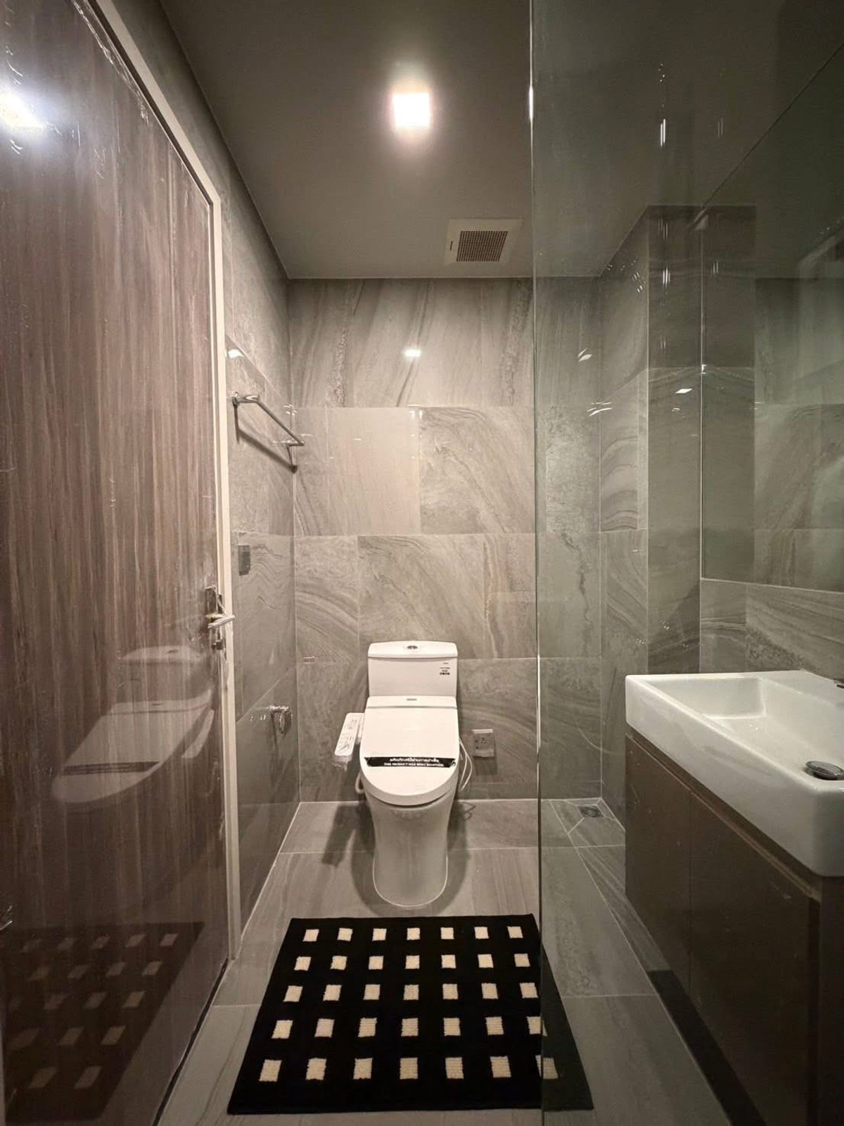 For RentCondoSukhumvit, Asoke, Thonglor : ✨ GT16059 | Condo Ideo Q Sukhumvit 36, convenient travel, near BTS, there is a shuttle, beautiful room, fully furnished, ready to move in!