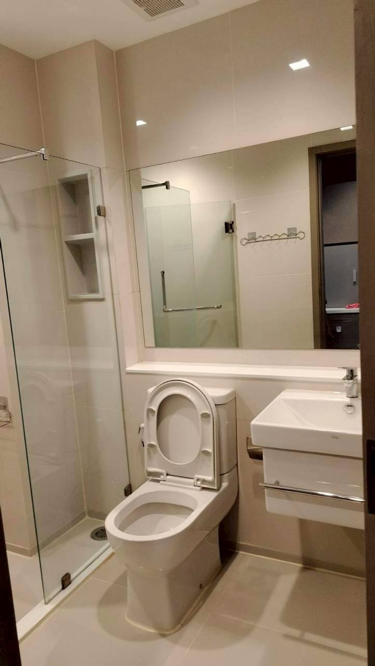 ขายคอนโดพระราม 9 เพชรบุรีตัดใหม่ RCA : ✅ S-LAK229 ✅ Line : @p2nproperty