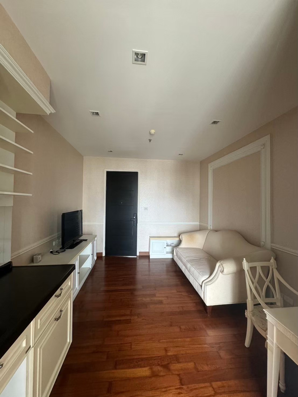 ให้เช่าคอนโดสาทร นราธิวาส : (ปล่อยเช่า) 🟢คอนโด IVY Sathorn 10 I 1-BR เฟอร์+เครื่องใช้ไฟฟ้าครบ ㅡ ใกล้ 🚆BTS ช่องนนทรี/เซนหลุยส์