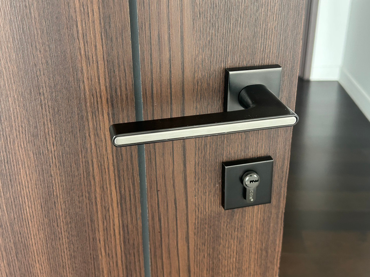 ขายบ้านเลียบทางด่วนรามอินทรา : ขายบ้านเดี่ยวบูก้าน โยธินพัฒนา 3 ชั้น 112.80 วา พื้นที่ใช้สอย 737 ตรม.  พร้อมสระว่ายน้ำ เเละลิฟท์โดยสาร