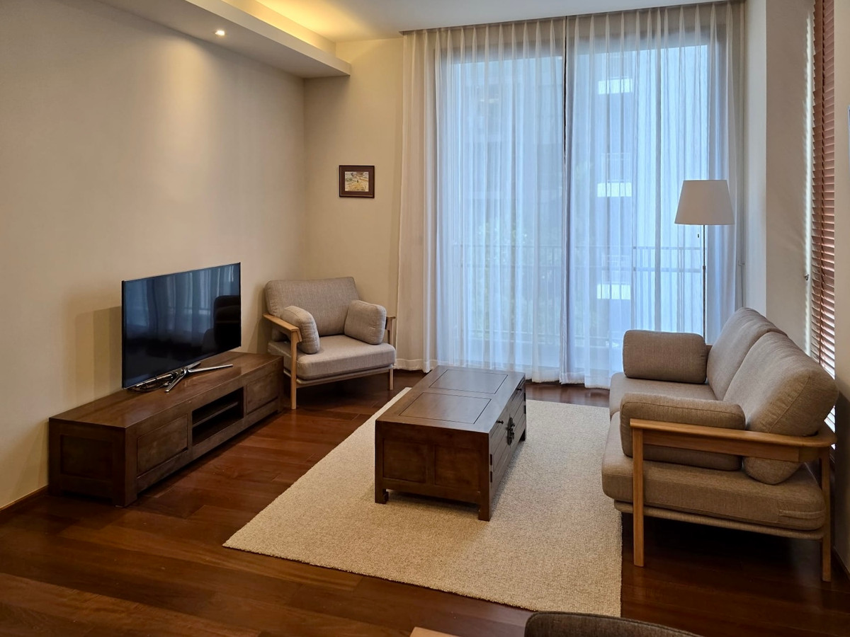 ให้เช่าคอนโดสุขุมวิท อโศก ทองหล่อ : คอนโด 2 ห้องนอน พร้อมให้เช่า ใจกลางทองหล่อ