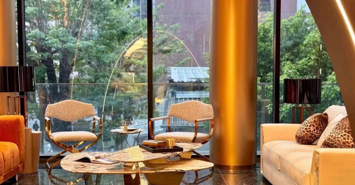 For RentShowroomSukhumvit, Asoke, Thonglor : 🔥Prime Commercial Space for Rent – ​​Phrom Phong🔥Excellent location • beautifully designed •