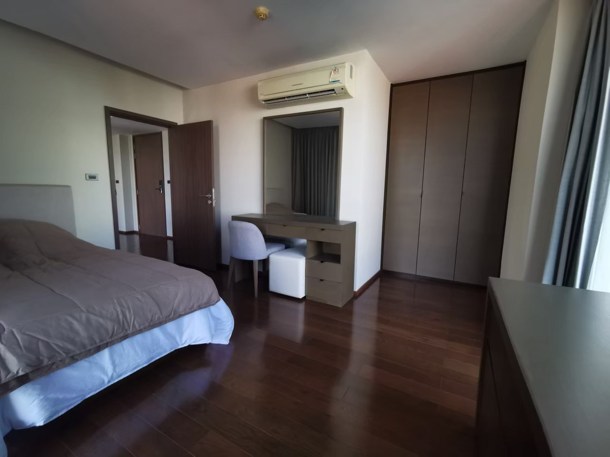 ขายคอนโดสาทร นราธิวาส :  2 ห้องนอน ที่ The Hudson Sathorn 7, Contact 062-496-6454