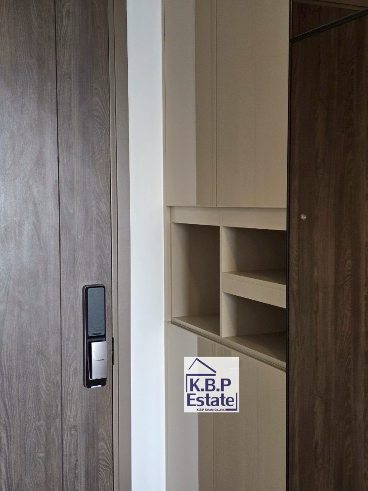 คอนโดสุขุมวิท อโศก ทองหล่อ : (FOR SALE&RENT)Park Origin Thonglor Fully Furniture Ready to Move