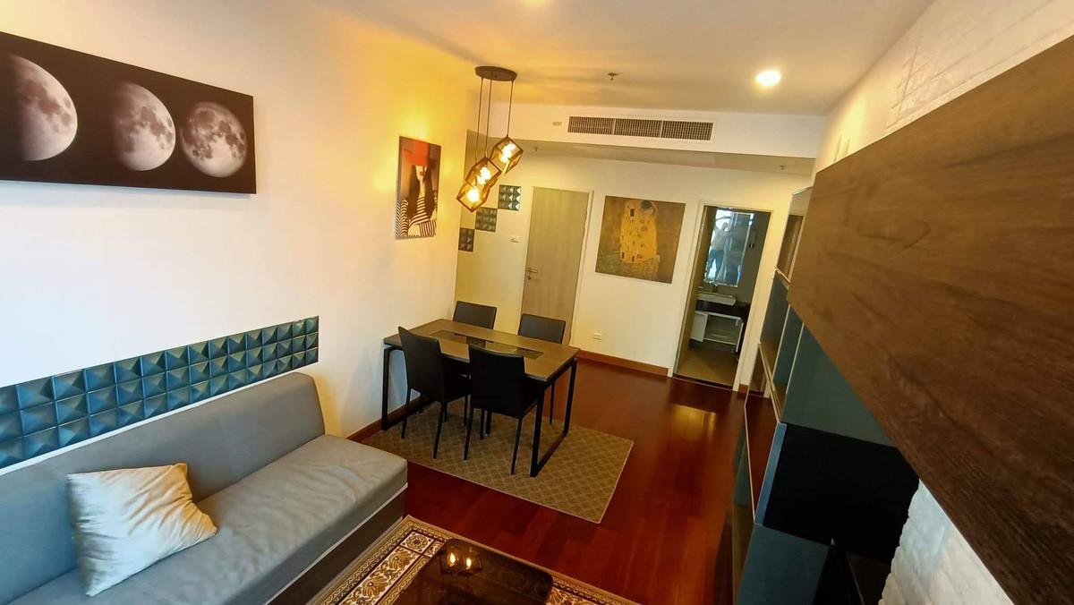 ขายคอนโดสาทร นราธิวาส : 2 ห้องนอน ที่ Supalai Lite Sathorn–Charoenrat, Contact 062-496-6454