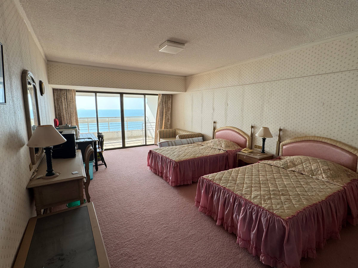 ขายคอนโดพัทยา บางแสน ชลบุรี สัตหีบ : ขายคอนโด Metro Jomtien Condotel | วิวทะเลเต็มสายตา ชั้นสูง กลางตึก 📍 หาดจอมเทียน พัทยา