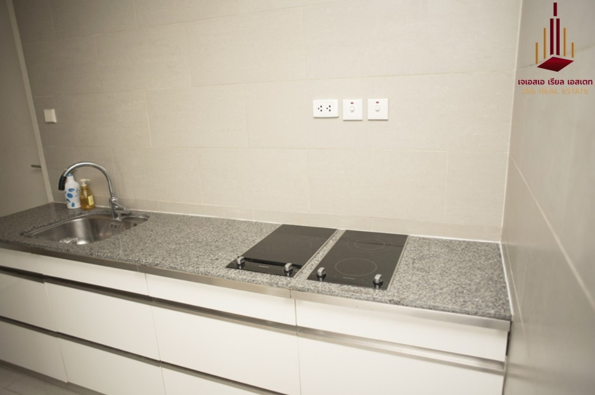 For RentCondoSathorn, Narathiwat : ✨ For Rent: The Met Condo ✨ 💰 Only 120,000 THB/month