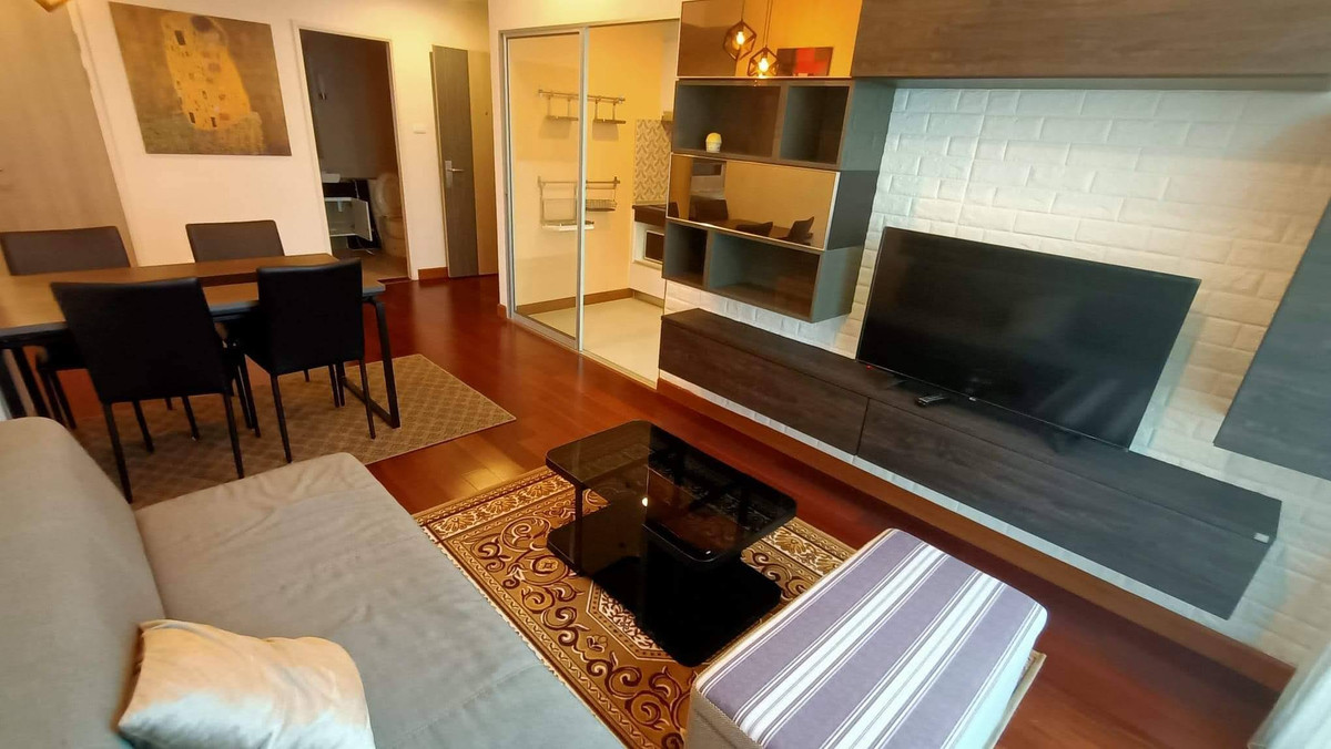 ขายคอนโดสาทร นราธิวาส : 2 ห้องนอน ที่ Supalai Lite Sathorn–Charoenrat, Contact 062-496-6454