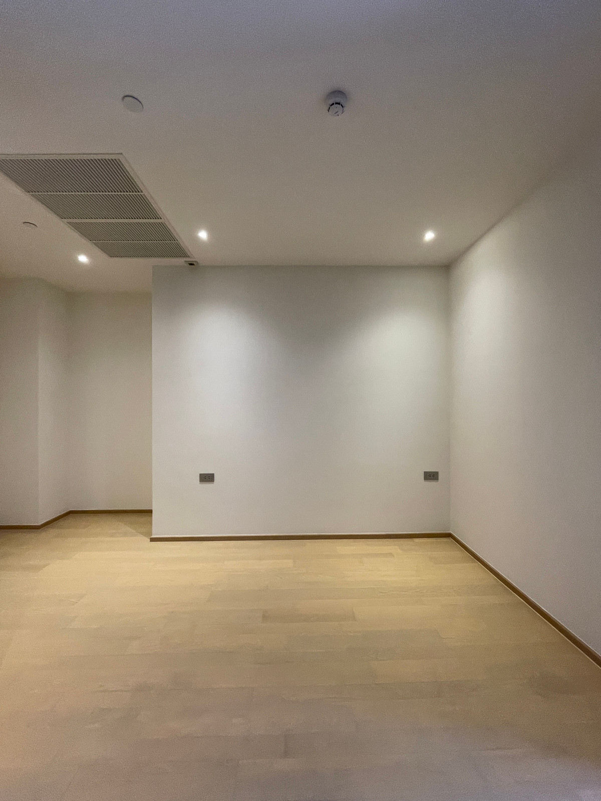 For SaleCondoRama9, Petchburi, RCA : Condo for sale: Ashton Asoke-Rama 9, ALPHA building, 2 bedrooms, 2 bathrooms, usable area 66.96 sq m., ready to receive full promotions. ที่สุดของความ Luxury ใจกลาง New CBD เพียง 230 ม. จาก MRT พระราม 9