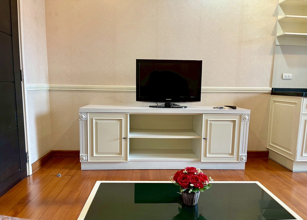 ให้เช่าคอนโดสาทร นราธิวาส : (ปล่อยเช่า) คอนโด IVY Sathorn 10 I 1-BR เฟอร์+เครื่องใช้ไฟฟ้าครบ ㅡ ใกล้ 🚆BTS ช่องนนทรี/เซนหลุยส์