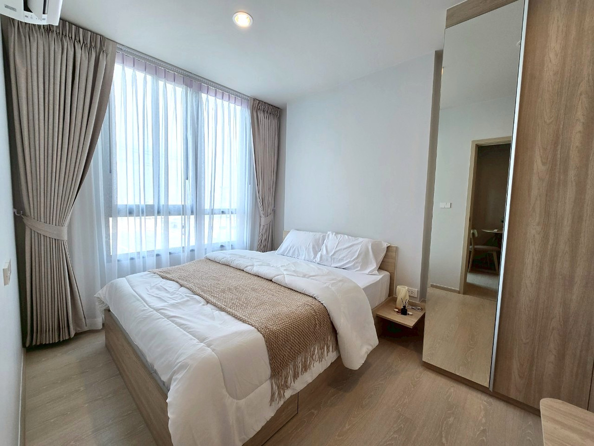 For RentCondoBangna, Bearing, Lasalle : Condo for rent, Nue Mega Plus Bangna, view of Mega Bangna mall!