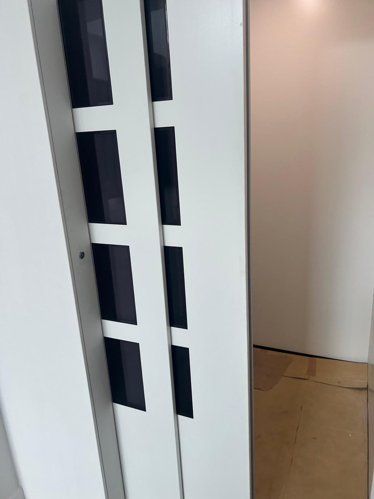 ขายบ้านเลียบทางด่วนรามอินทรา : ขายบ้านเดี่ยวบูก้าน โยธินพัฒนา 3 ชั้น 112.80 วา พื้นที่ใช้สอย 737 ตรม.  พร้อมสระว่ายน้ำ เเละลิฟท์โดยสาร