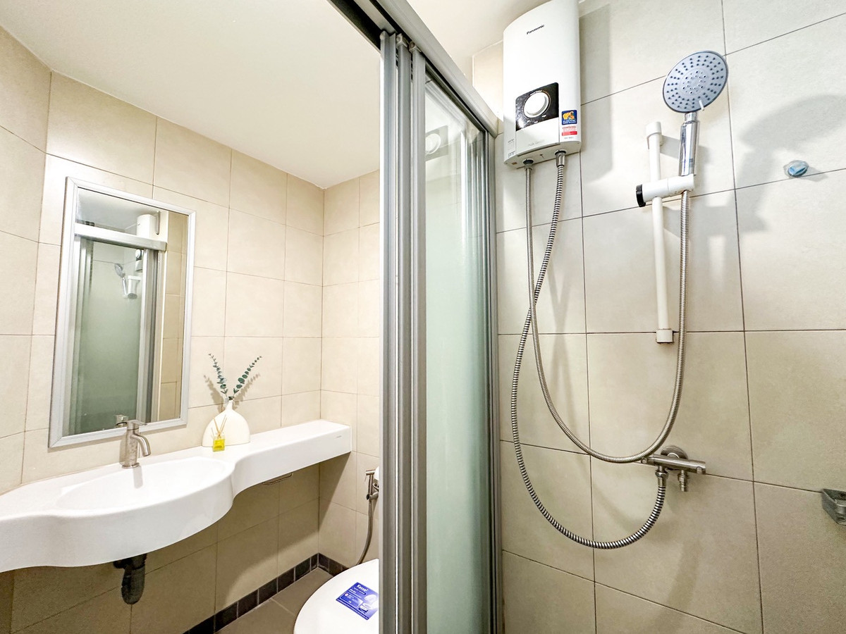 ขายคอนโดบางแค เพชรเกษม : 🔥 ห้องสวย! รีโนเวทใหม่ทั้งห้อง สไตล์มินิมอลอบอุ่น ลุมพินี คอนโดทาวน์ บางแค เฟอร์ฯ แน่น ผ่อนถูกกว่าเช่า.!