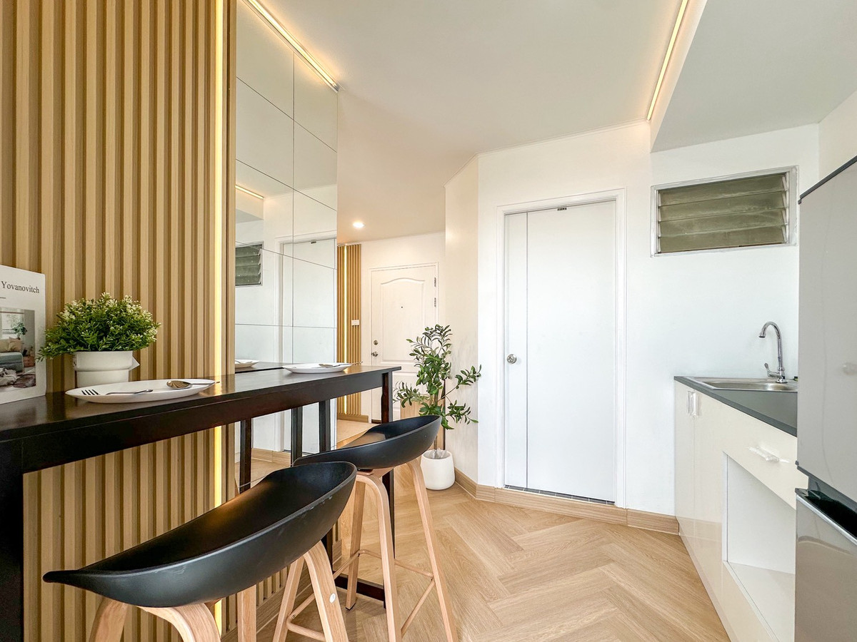 ขายคอนโดบางแค เพชรเกษม : 🔥 ห้องสวย! รีโนเวทใหม่ทั้งห้อง สไตล์มินิมอลอบอุ่น ลุมพินี คอนโดทาวน์ บางแค เฟอร์ฯ แน่น ผ่อนถูกกว่าเช่า.!