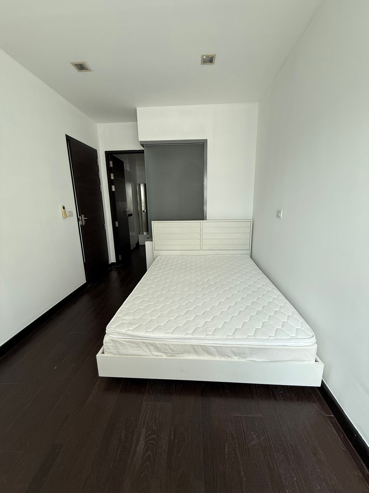 ให้เช่าคอนโดราชเทวี พญาไท : Ideo Q Phayathai【𝐒𝐄𝐋𝐋 & 𝐑𝐄𝐍𝐓】🔥ห้องแต่งโมเดิร์น เฟอร์จัดวางพอดี ใช้งานคล่อง จัดห้องเน้นความเรียบและฟังก์ชัน ใช้งานได้จริงทุกมุม🔥 ติดต่อไลน์ไอดี: @hacondo