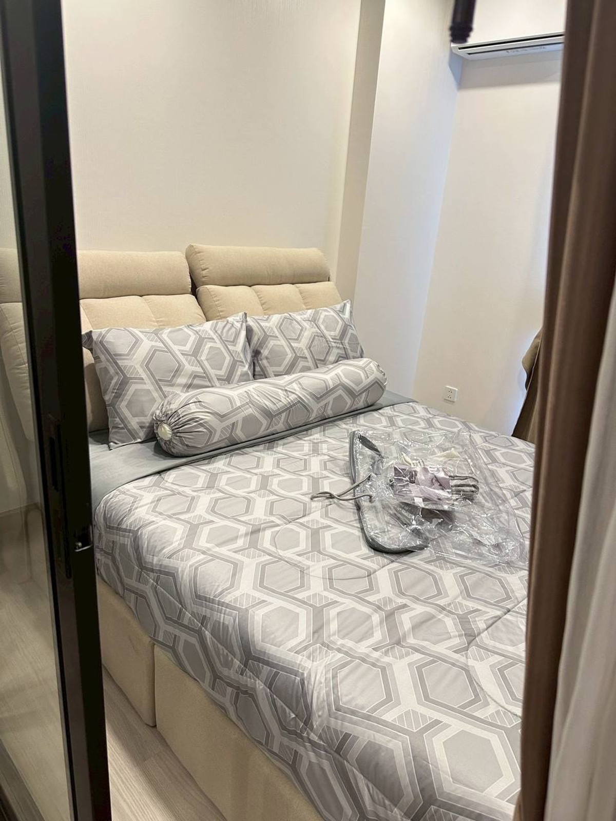 For RentCondoThaphra, Talat Phlu, Wutthakat : Supalai Lite Thaphra Wongwian Yai【𝐑𝐄𝐍𝐓】🔥A light and uncluttered atmosphere; a relaxing feeling.🔥 Contact Line ID: @hacondo