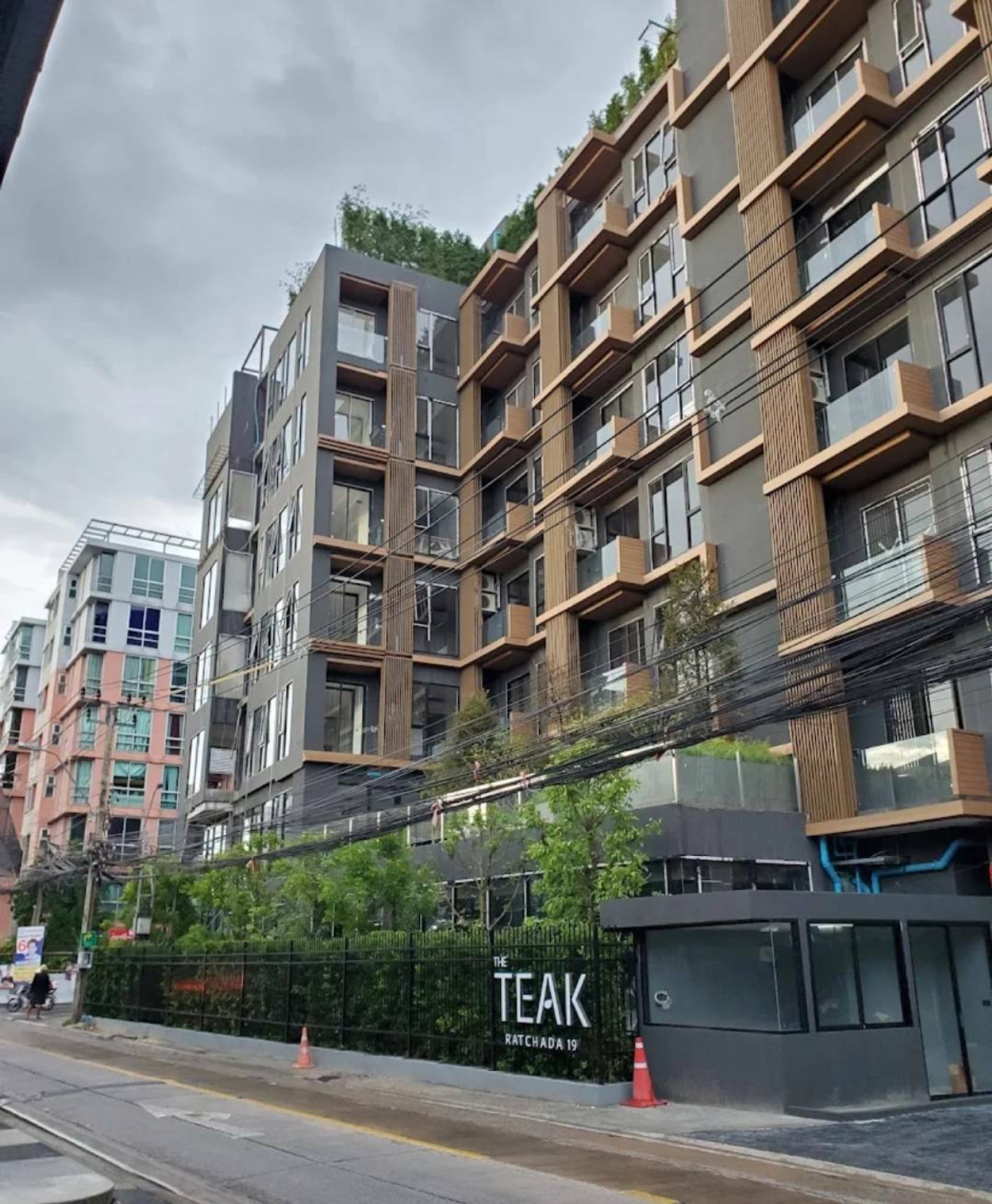 For SaleCondoRatchadapisek, Huaikwang, Suttisan : The Teak Ratchada 19, fully furnished condo, ready to move in, near MRT Ratchadaphisek, only 80 m., 1 bedroom, area 31 sq m., special unit 3.39 MB.*