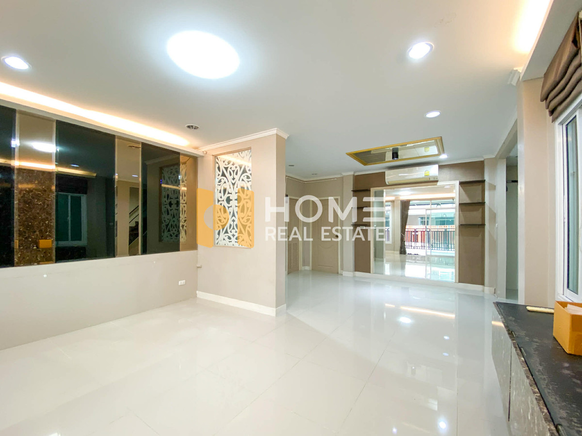 ขายทาวน์โฮมท่าพระ ตลาดพลู วุฒากาศ : วินนิ่ง เรสซิเดนส์ เทอดไท - กัลปพฤกษ์ / 5 ห้องนอน (ขาย), Winning Residence Terdthai - Kalapapruek / 5 Bedrooms (FOR SALE) BALL222