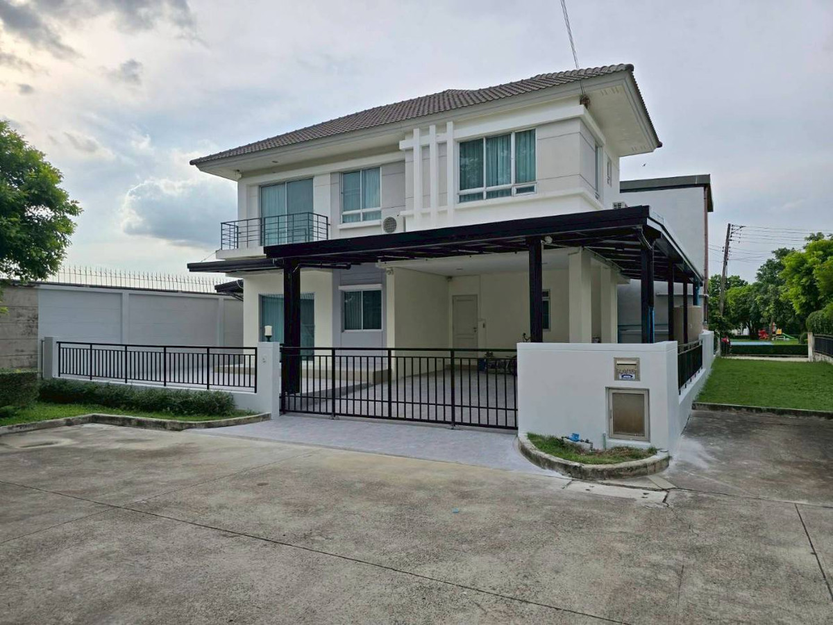 ขายบ้านปทุมธานี รังสิต ธรรมศาสตร์ : ขาย บ้านเดี่ยวพร้อมอยู่ โครงการ Life Bangkok Boulevard Rangsit