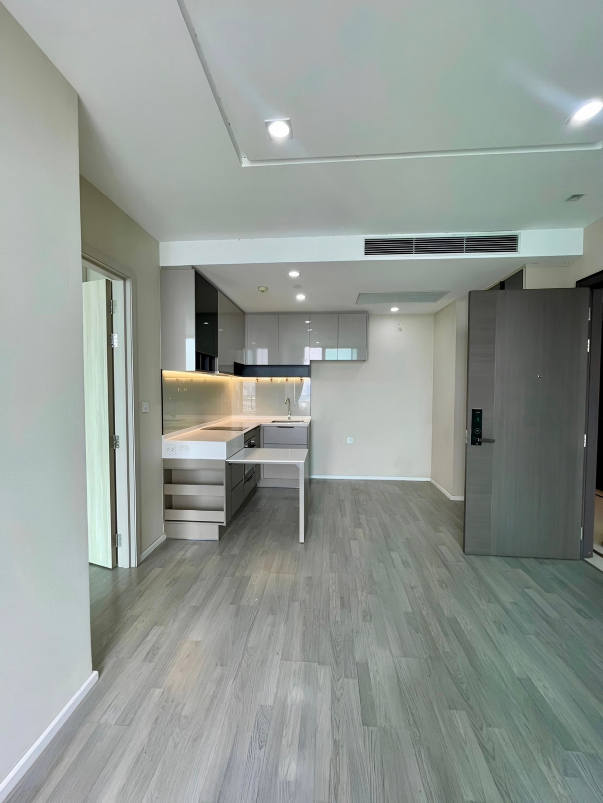 For SaleCondoBang Sue, Wong Sawang, Tao Pun : 🔥Best price in the project Corner room with beautiful view Never rented out Condo 333 Riverside, next to MRT Bang Pho Station🔥