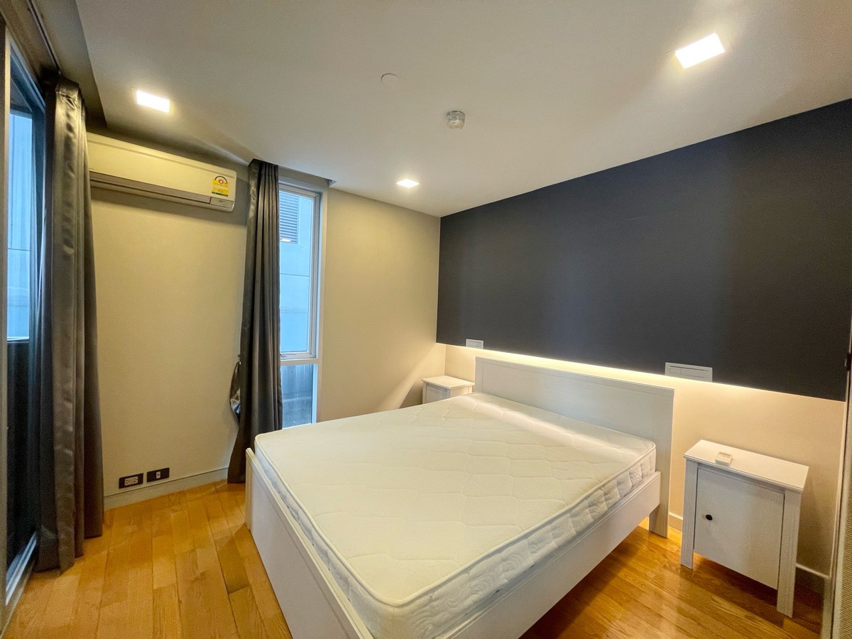 For RentCondoSilom, Saladaeng, Bangrak : 🏢🚊 Quad Silom for rent in the heart of Silom, next to BTS Chong Nonsi, convenient travel, surrounded by business areas and complete lifestyle, Silom, Saladaeng, Bangrak, Si Phraya, Surawong ✨🪴