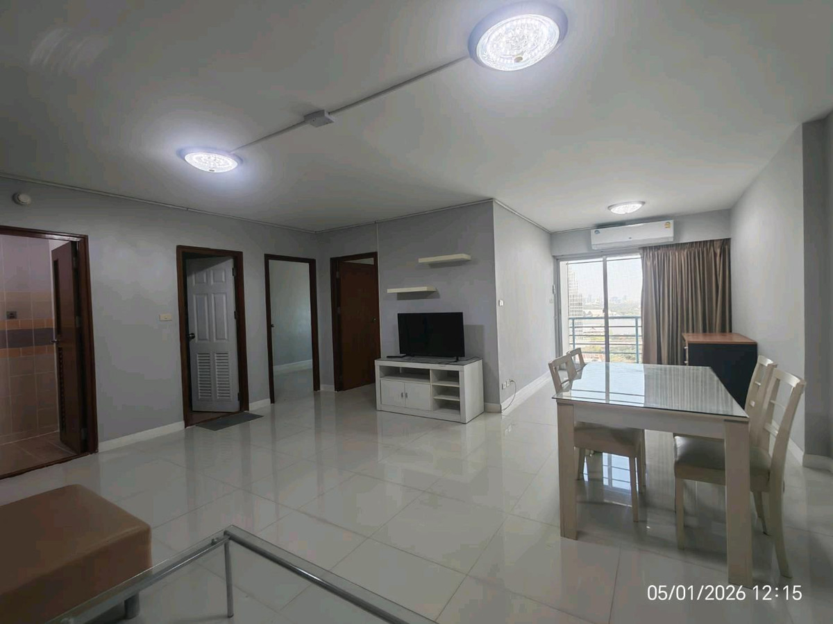 ให้เช่าคอนโดพระราม 3 สาธุประดิษฐ์ : ให้เช่า 2 นอน 1 น้ำ **วิวเห็นแม่น้ำ**
สัญญา 1 ปี
เงินประกัน 2 เดือน
ค่าเช่าล่วงหน้า 1 เดือน