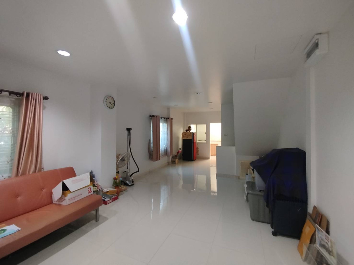 ขายทาวน์โฮมนนทบุรี บางใหญ่ บางบัวทอง : ขายทาวน์เฮ้าส์  หมู่บ้านนันทนาการ์เด้น2 30.3 ตรว. ซอยท่าอิฐ บางรักน้อย นนทบุรี 