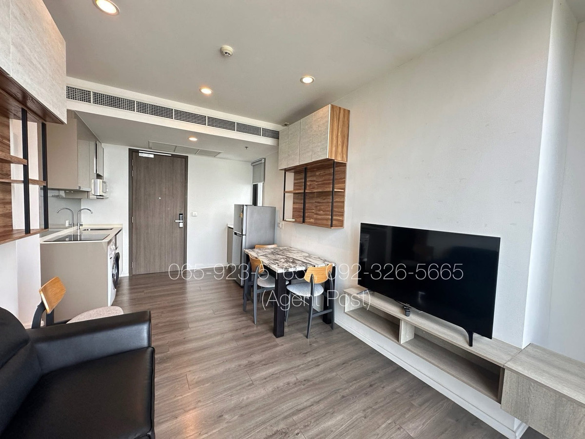 For RentCondoOnnut, Udomsuk : 🔥🔥Urgent rent🔥🔥 2BR 55sqm available, ready to move in 📍Whizdom Essence Sukhumvit📍