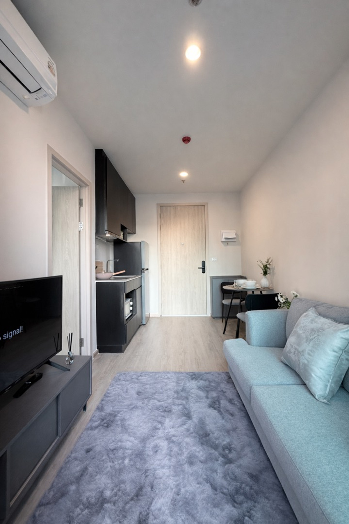 ให้เช่าคอนโดพระราม 9 เพชรบุรีตัดใหม่ RCA : 🏢 Nue District R9👫 แต่งสวย 🛋️✨ พร้อมอยู่ ✨คอนโดใหม่ แกะกล่อง 🎁✨