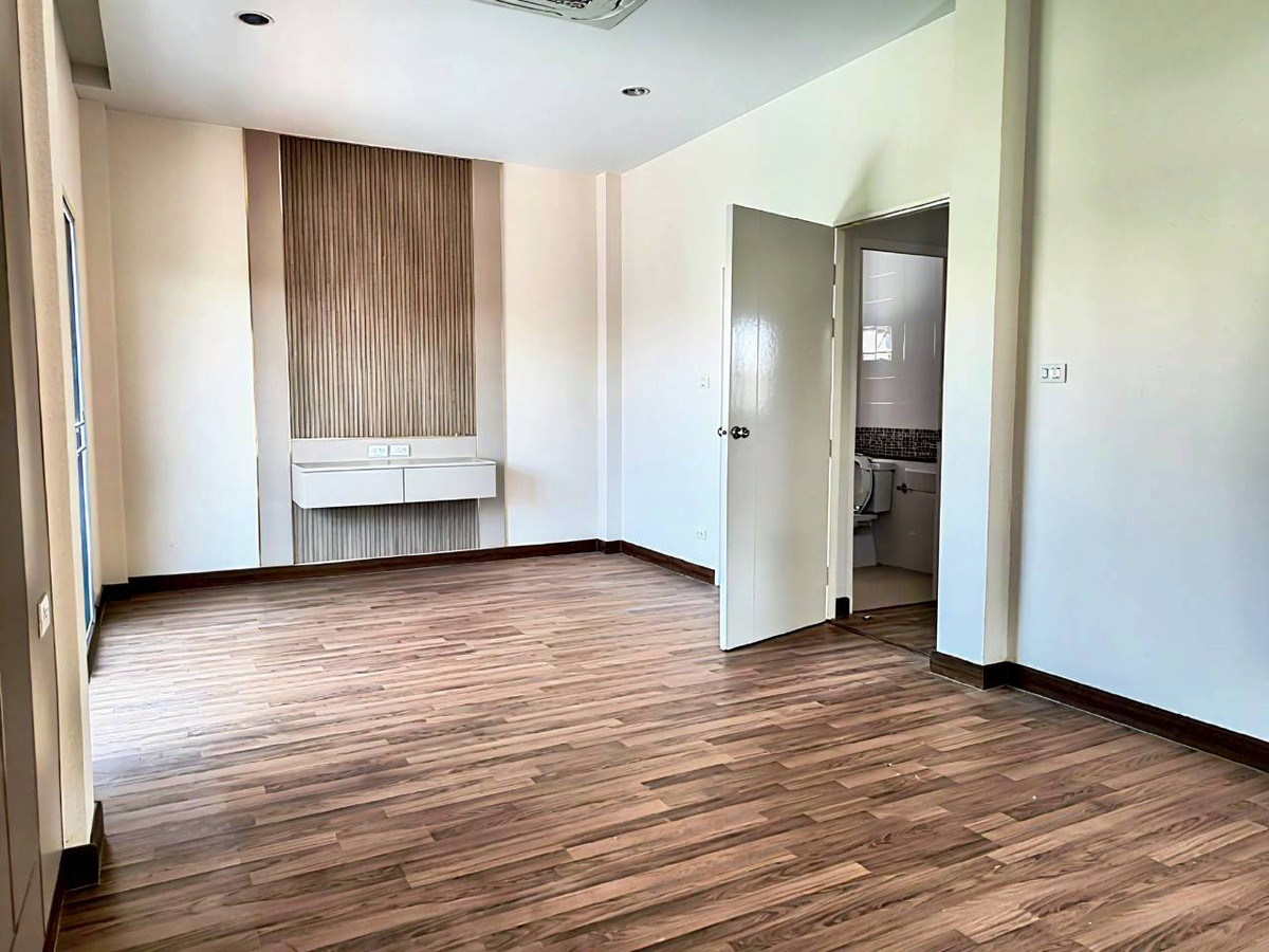 ขายทาวน์โฮมนนทบุรี บางใหญ่ บางบัวทอง : ขายบ้าน Nonnicha Bangyai 2 บ้านสวย บ้านใหม่ไม่เคยเข้าอยู่ สภาพใหม่ ขายขาดทุน บ้าน Nonnicha Bangyai 2 บ้านสวย บ้านใหม่ไม่เคยเข้าอยู่ สภาพใหม่  