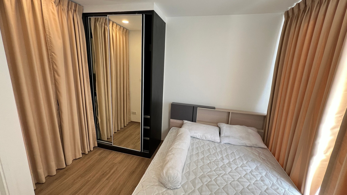 ขายดาวน์คอนโดรัชดา ห้วยขวาง : ขายดาวน์/ให้เช่า คอนโด CYBIQ รัชดา 32 ผ่อนตรงเจ้าของ ชั้น 5 เฟอร์ฯครบ พร้อมเข้าอยู่ ทำเลดี MRT ลาดพร้าว